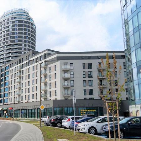Capital Towers - Apartament Green Z Widokiem Na Rzeke Rzeszów Esterno foto