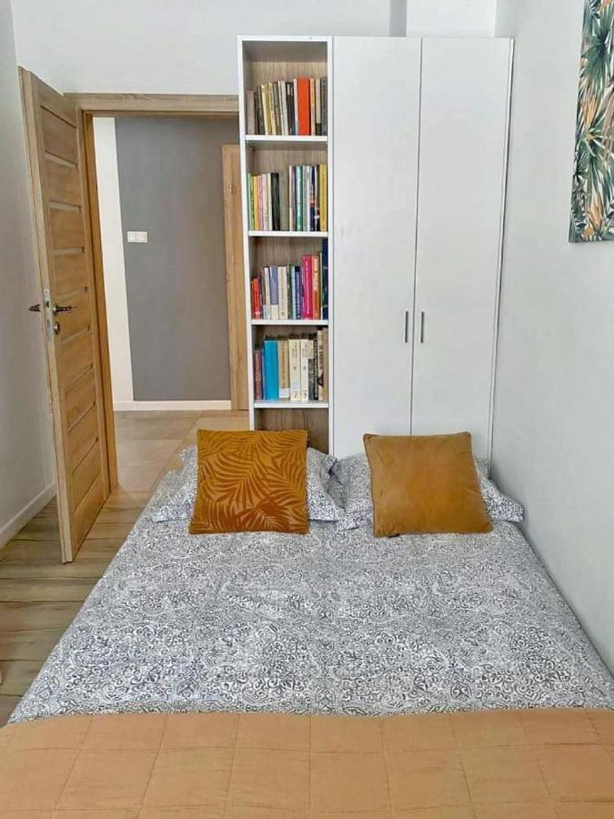 Capital Towers - Apartament Green Z Widokiem Na Rzeke Rzeszów Esterno foto
